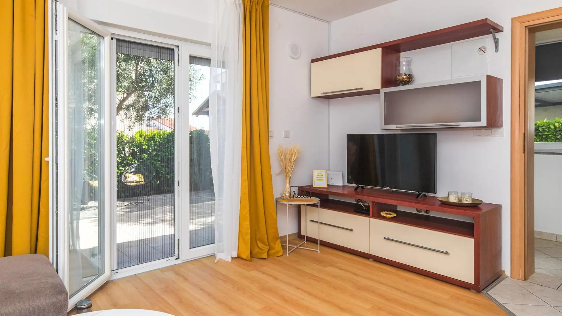 Eviva Krk Apartment 克尔克